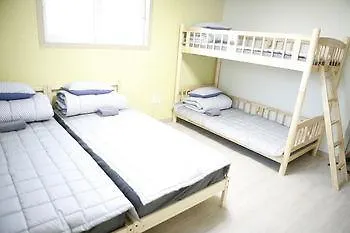 Hotel Y'S House In Hongdae Soul 3*,